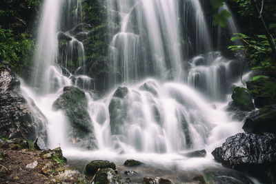 Ewiges Rauschen - Fahler Wasserfall – Daniel Höllstin