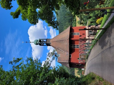 Holzkirche des nicht Vergessenwerdens – Walter Fordan