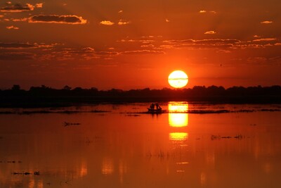 Sonnenuntergang am Chobe-River (Namibia-Seite) – Monika Klein