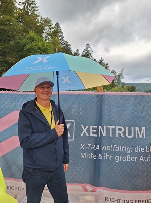 Freude im Regen – Frank Marmann